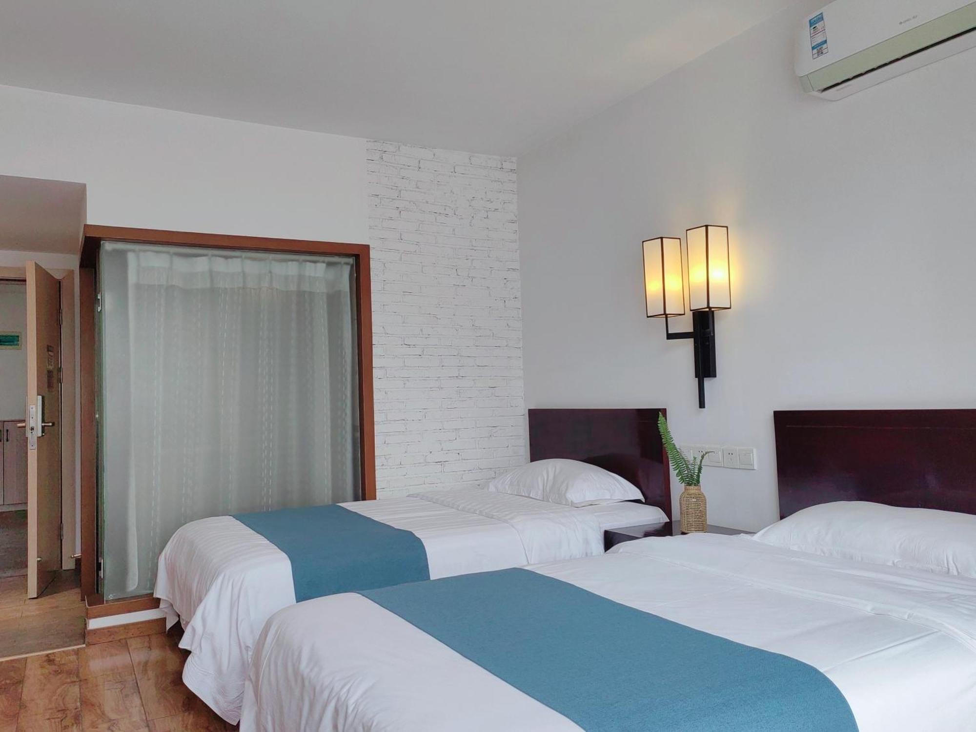 Serene Vale Inn Guilin-Free One Way Pick Up Service To High-Speed Railway Station For 2 Nights Dış mekan fotoğraf