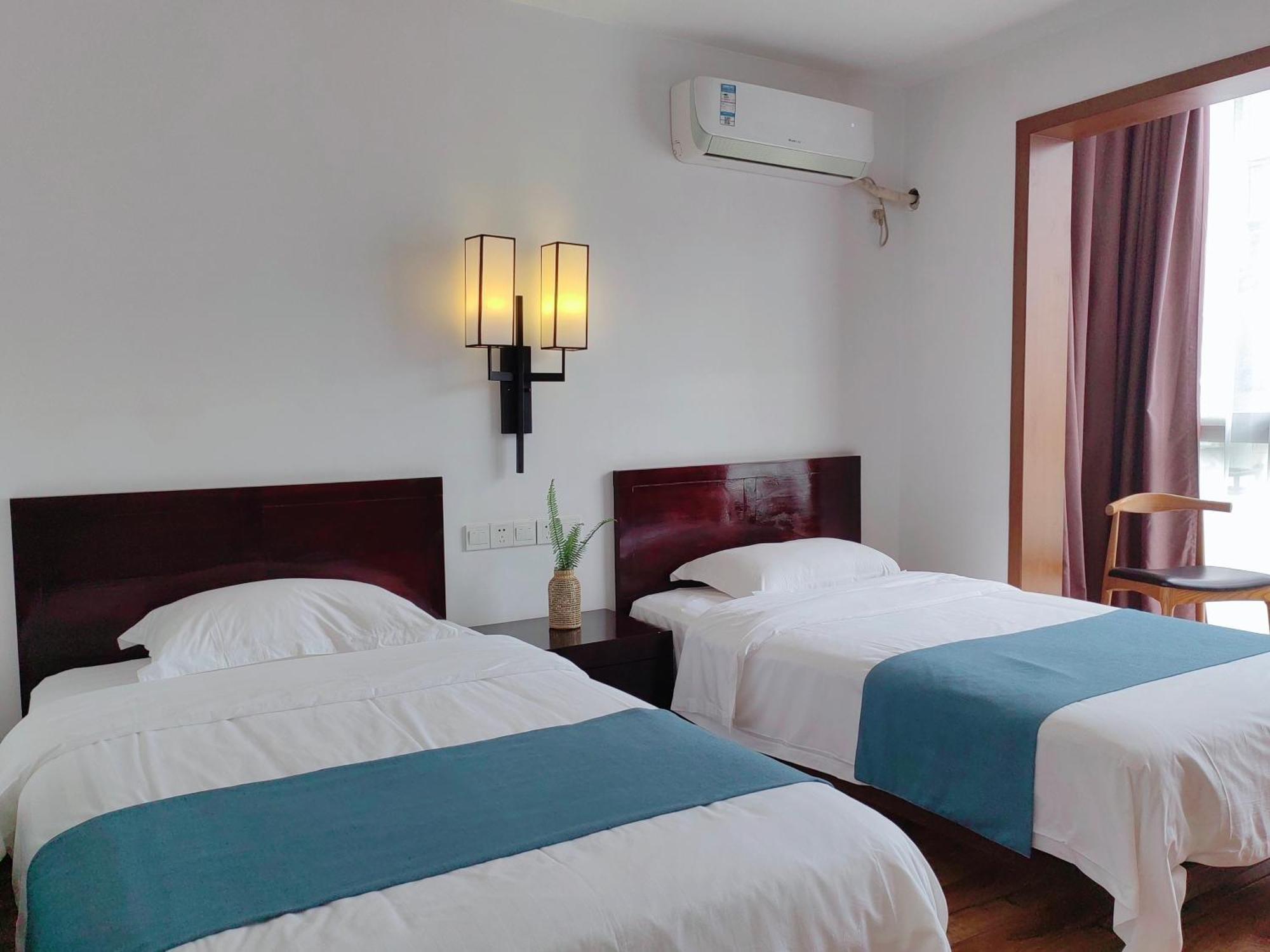 Serene Vale Inn Guilin-Free One Way Pick Up Service To High-Speed Railway Station For 2 Nights Dış mekan fotoğraf