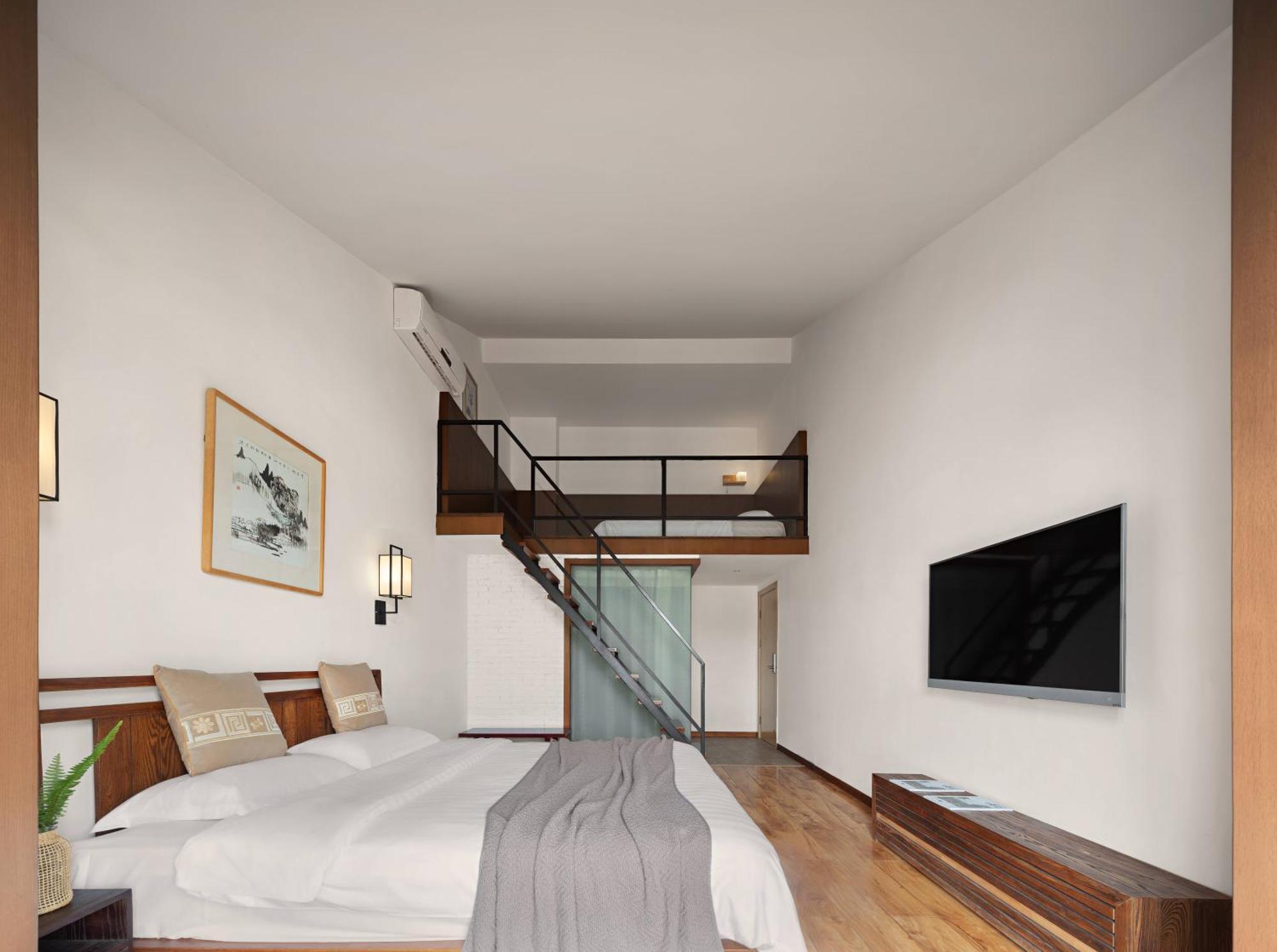 Serene Vale Inn Guilin-Free One Way Pick Up Service To High-Speed Railway Station For 2 Nights Dış mekan fotoğraf