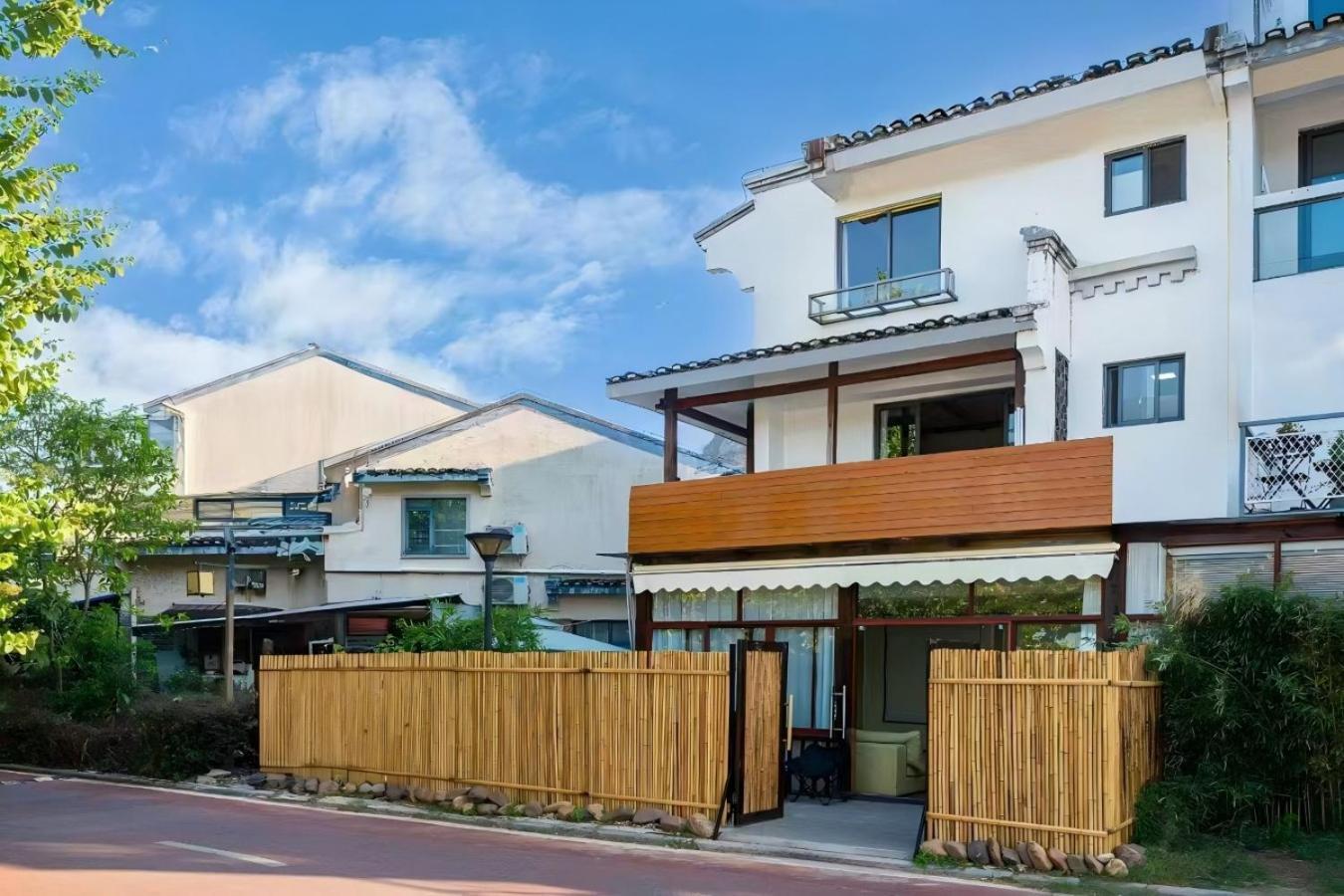 Serene Vale Inn Guilin-Free One Way Pick Up Service To High-Speed Railway Station For 2 Nights Dış mekan fotoğraf