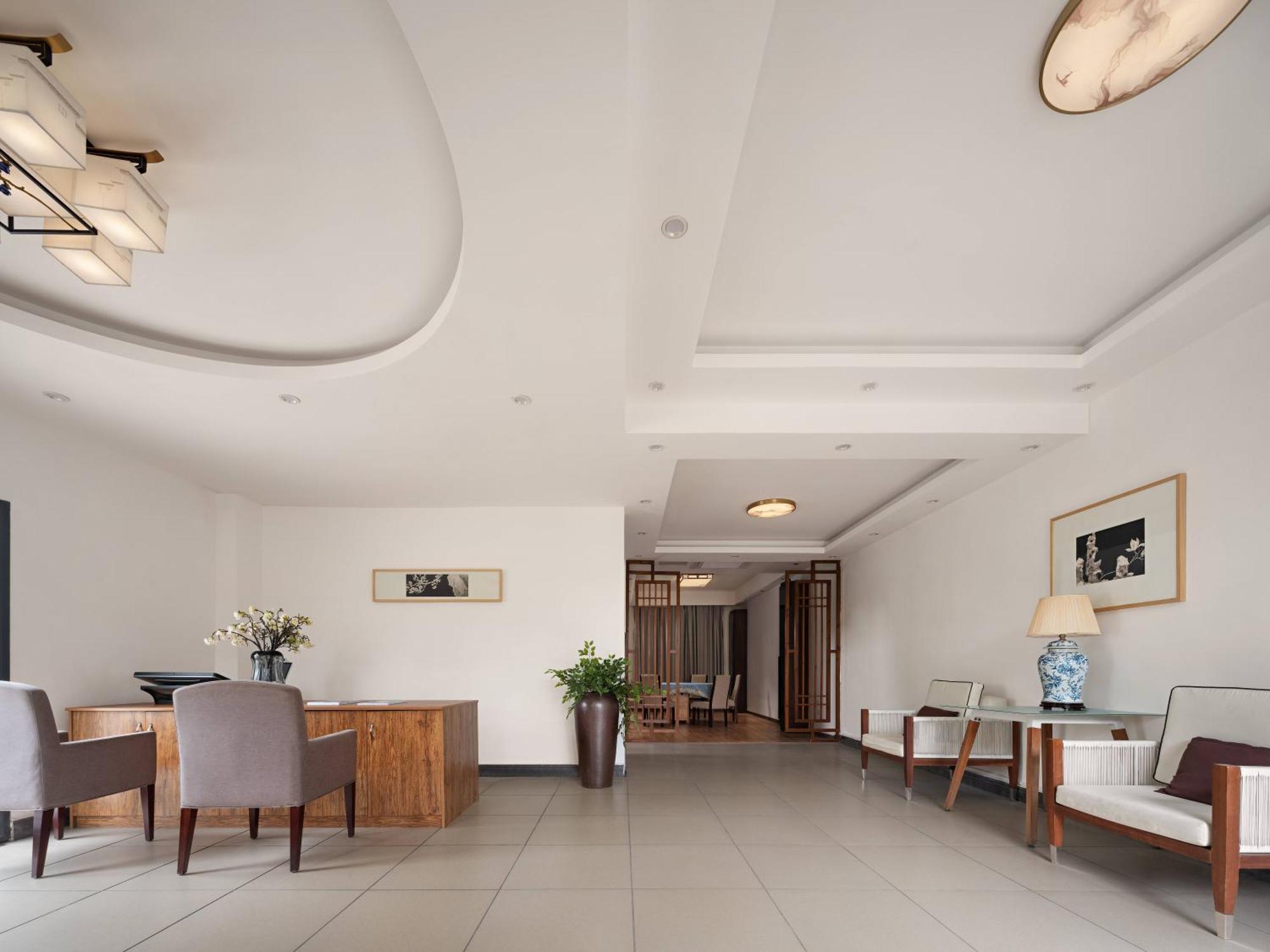 Serene Vale Inn Guilin-Free One Way Pick Up Service To High-Speed Railway Station For 2 Nights Dış mekan fotoğraf