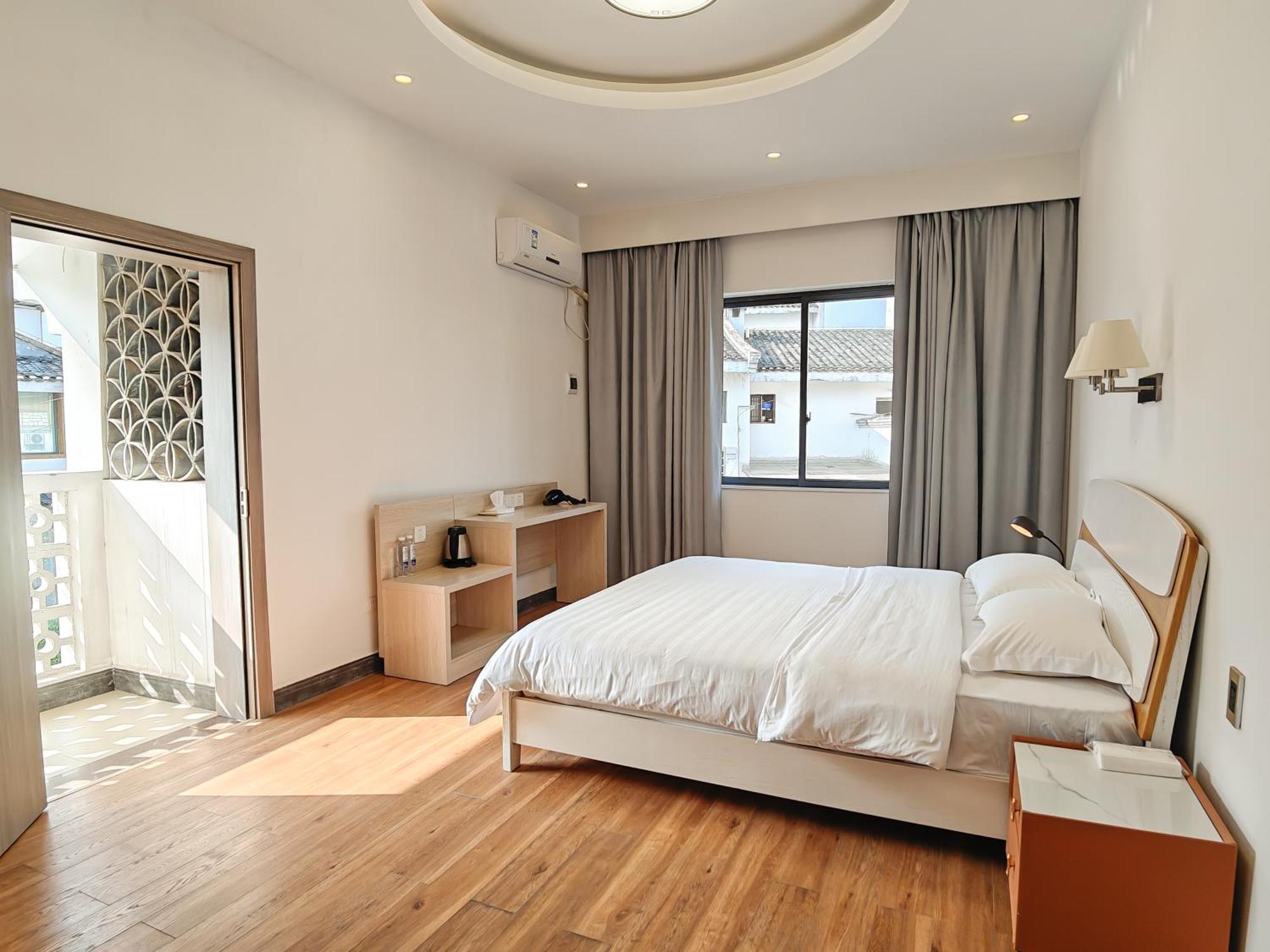 Serene Vale Inn Guilin-Free One Way Pick Up Service To High-Speed Railway Station For 2 Nights Dış mekan fotoğraf