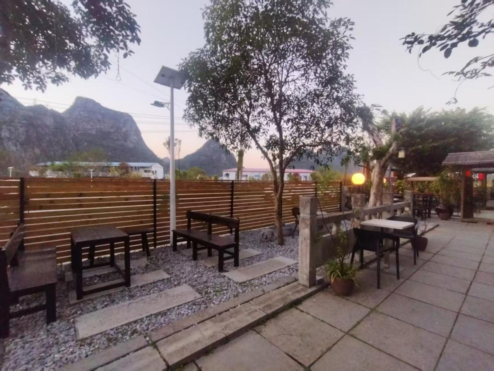 Serene Vale Inn Guilin-Free One Way Pick Up Service To High-Speed Railway Station For 2 Nights Dış mekan fotoğraf