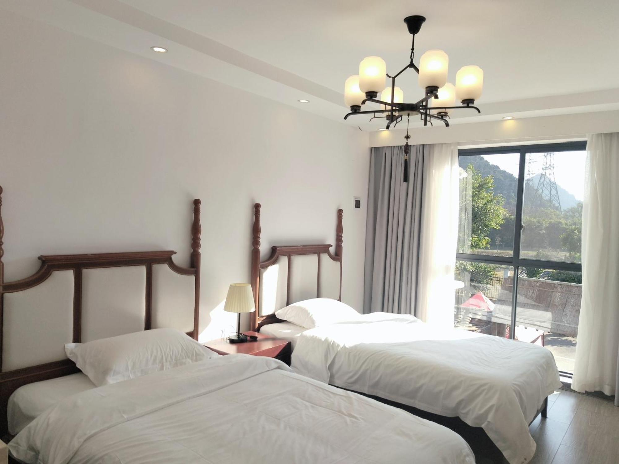 Serene Vale Inn Guilin-Free One Way Pick Up Service To High-Speed Railway Station For 2 Nights Dış mekan fotoğraf